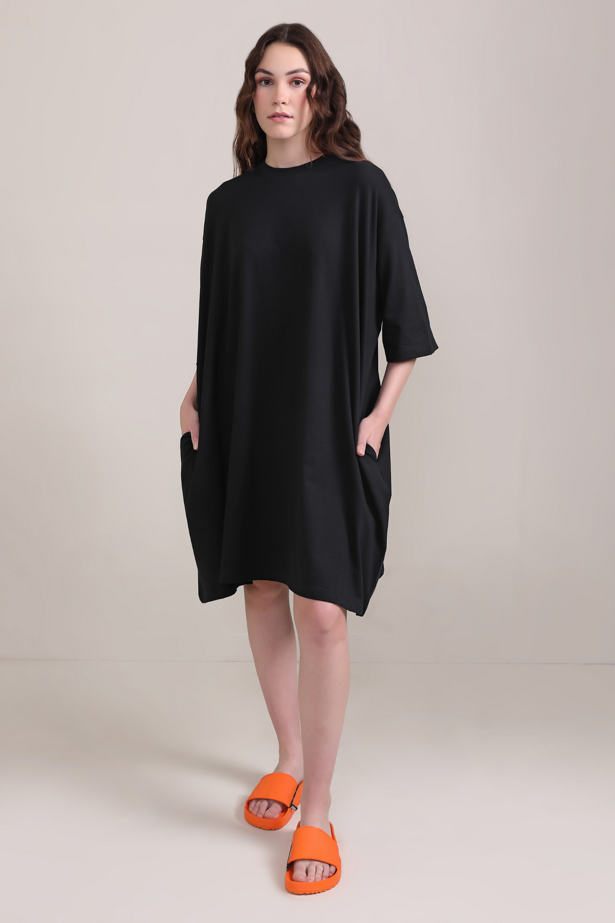Oversized Pocket Tee-Black