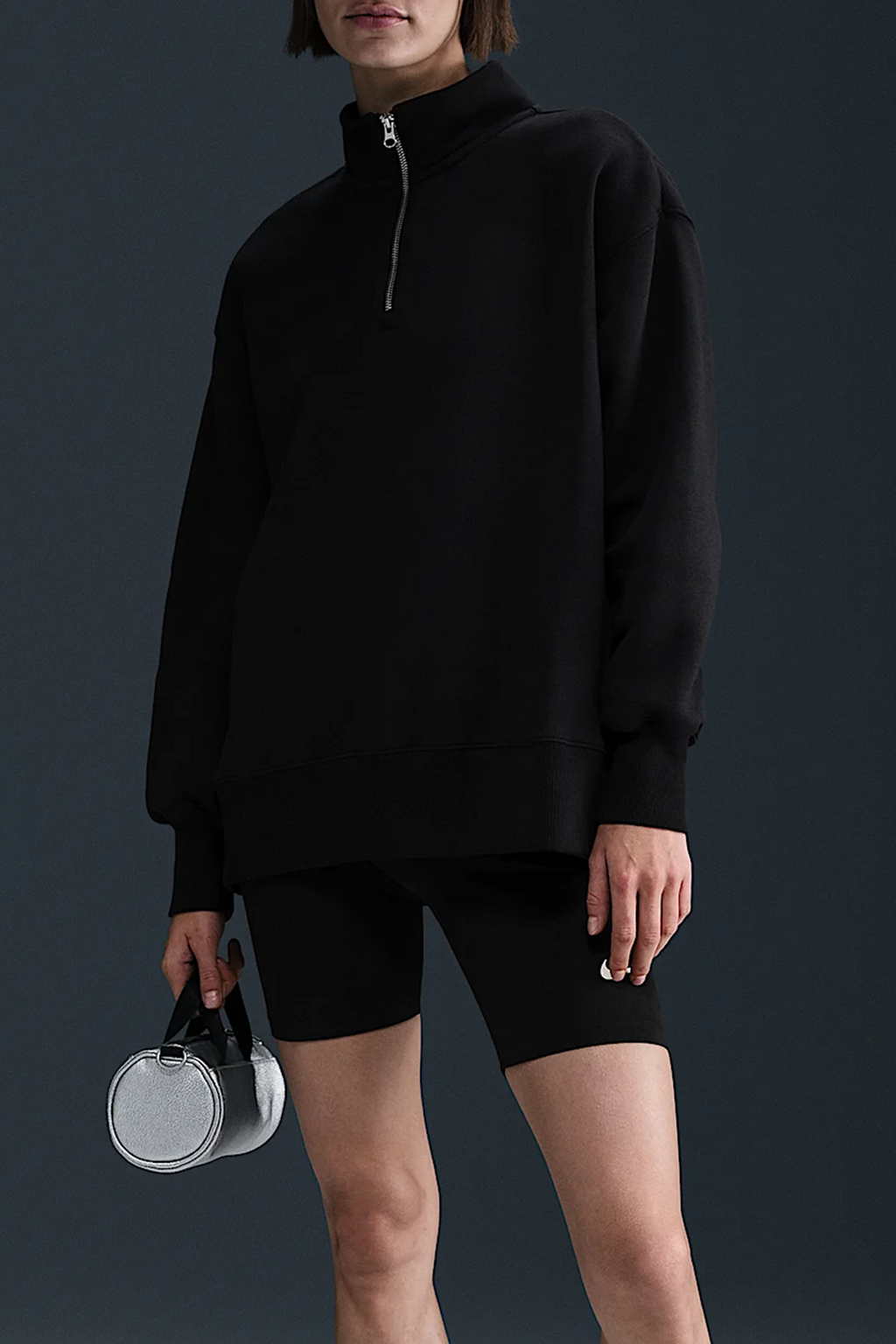 Zip-top Black Oversized Sweatshirt